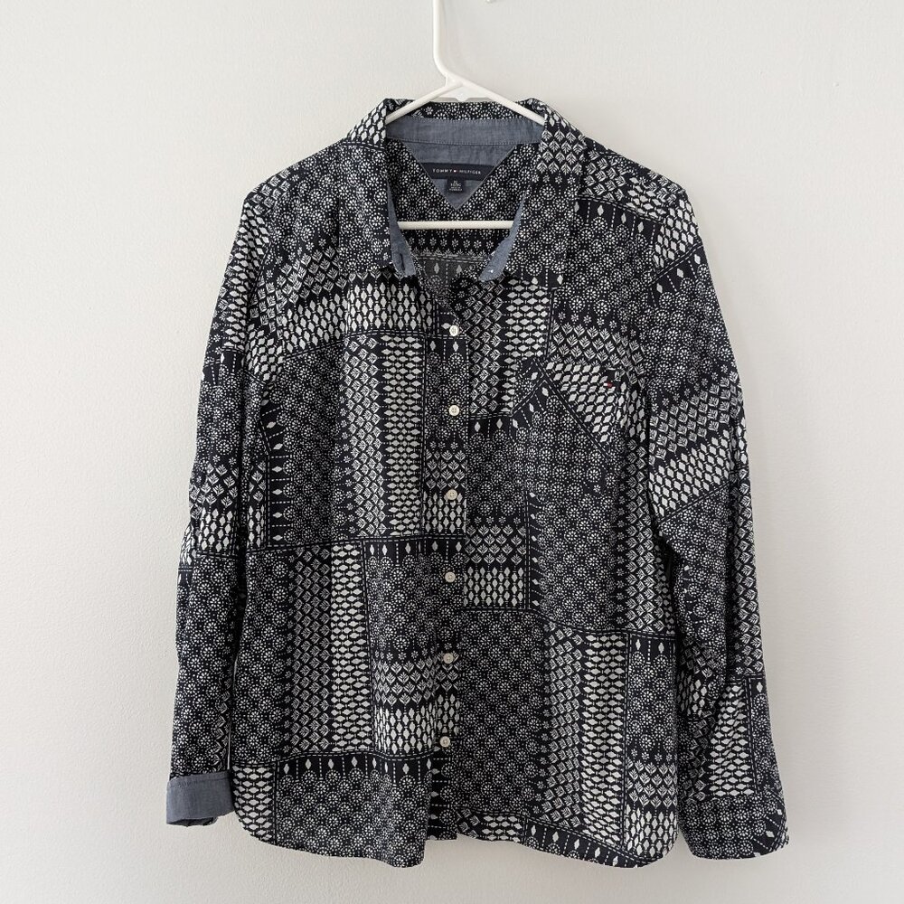 Tommy Hilfiger Women’s Button-Up Shirt – Size XL – Lightly Used